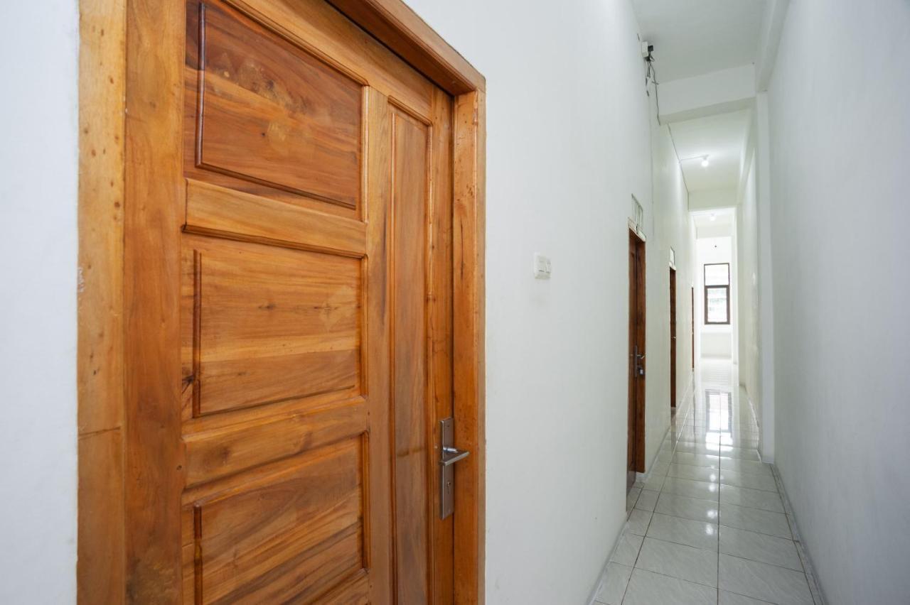 Reddoorz At Jalan Bangau Palembang Hotell Eksteriør bilde